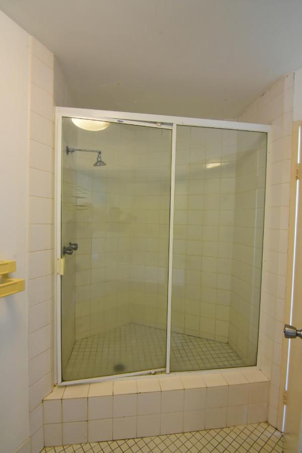 Surfers Holiday Apartments Gold Coast Extérieur photo