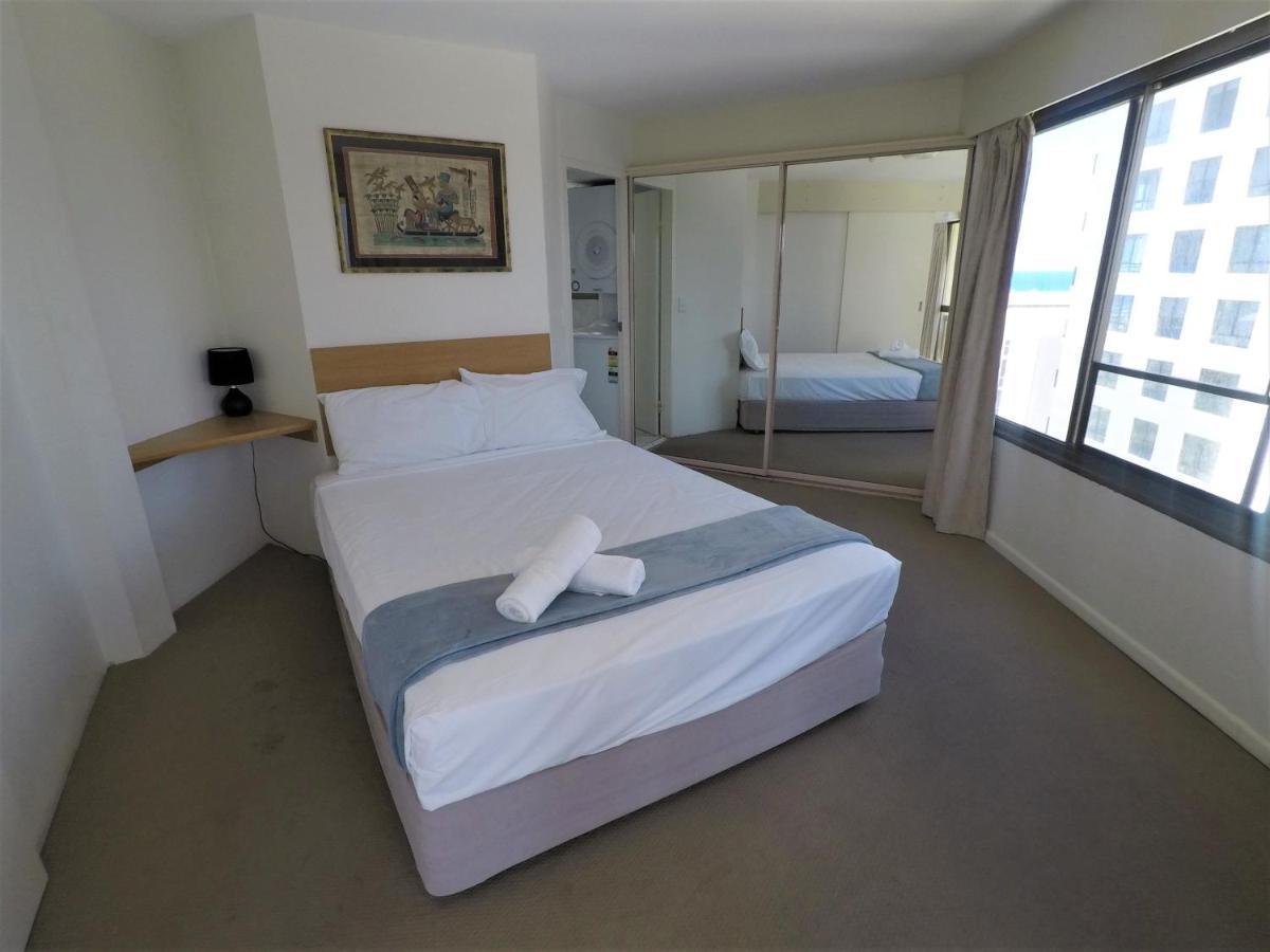 Surfers Holiday Apartments Gold Coast Extérieur photo