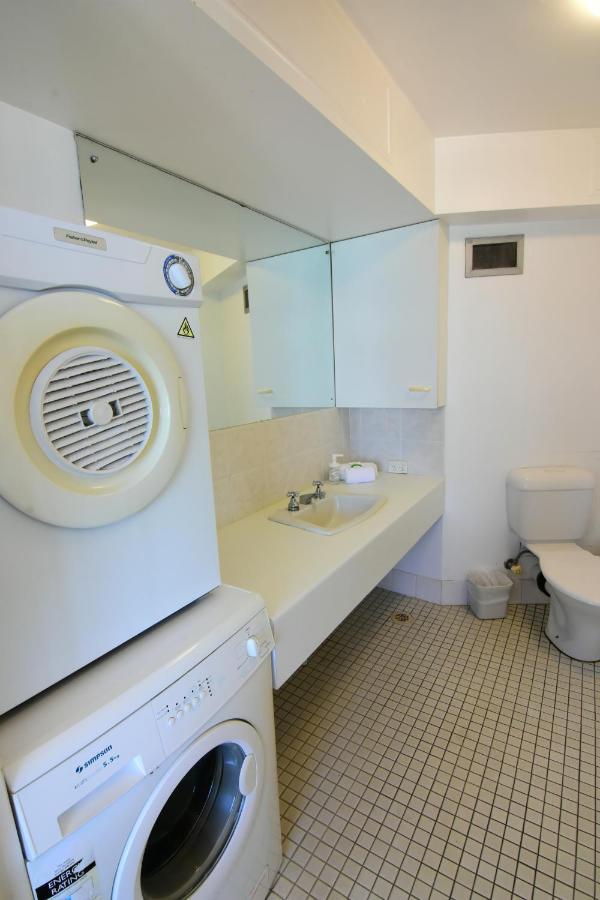 Surfers Holiday Apartments Gold Coast Extérieur photo